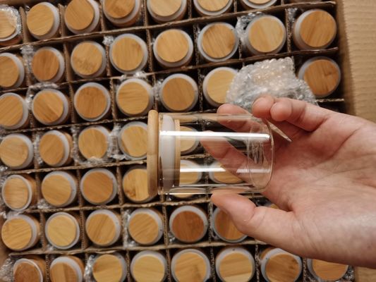 3oz貯蔵の表示のための木製の吸引のふたのホウケイ酸ガラスの瓶の小さなかん